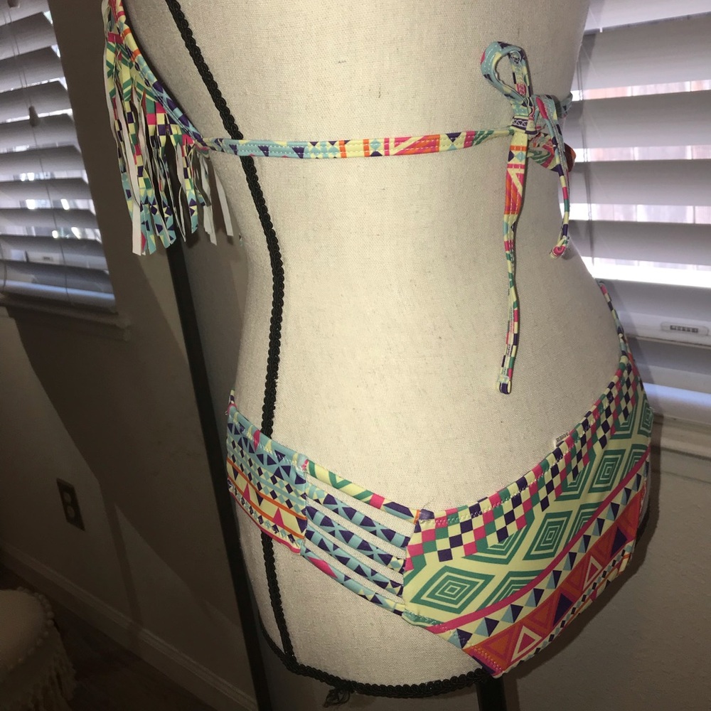 New Two Piece Bikini - image 3